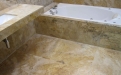 CARAMEL BATHROOM TRAVERTINE