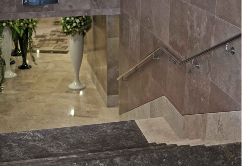 NOCE HOTEL FLOORING TRAVERTINE