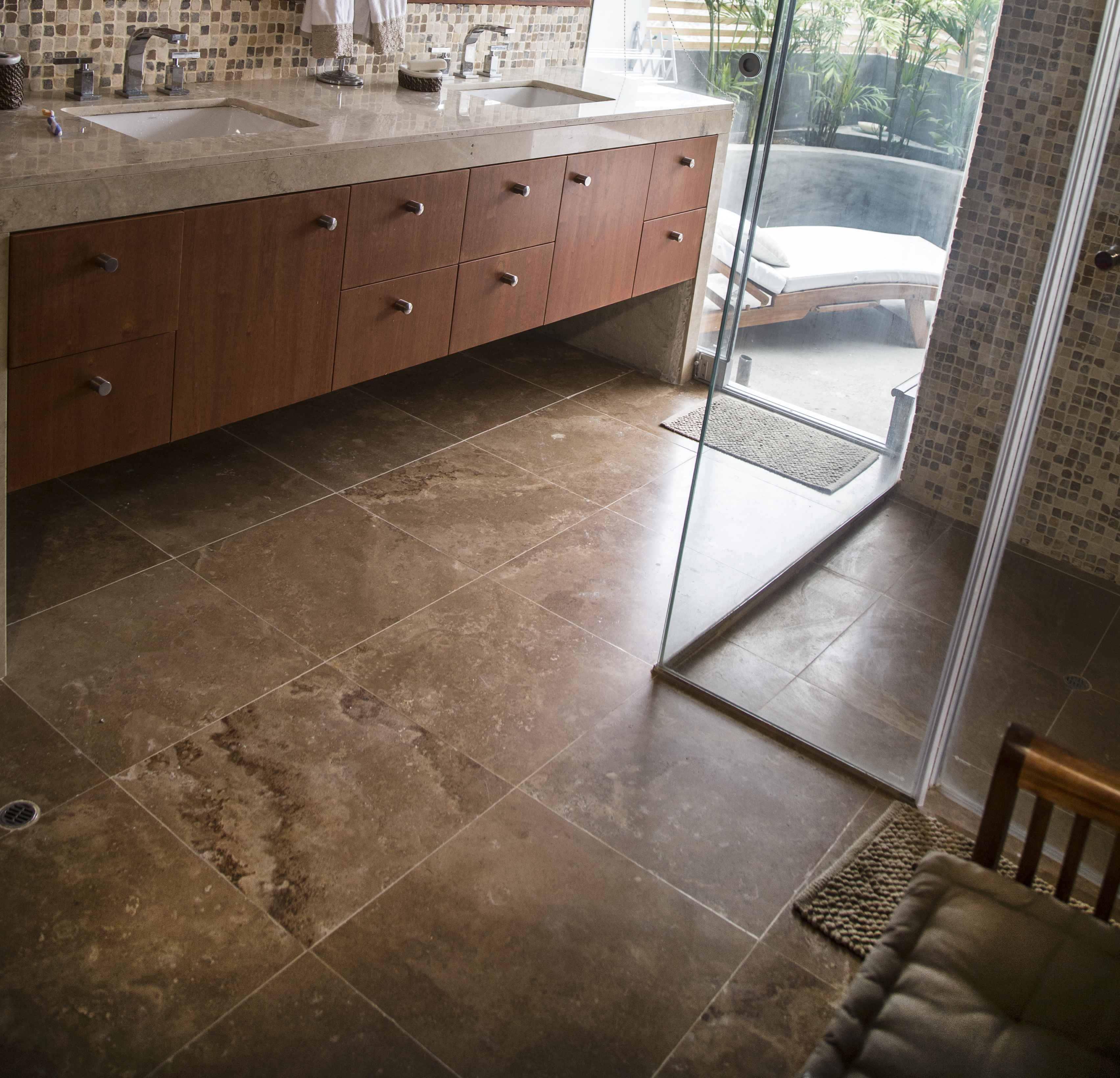 NOCE BATHROOM TRAVERTINE