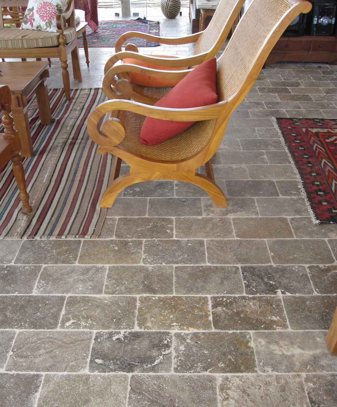 CRETA OUTDOOR FLOORING TRAVERTINE