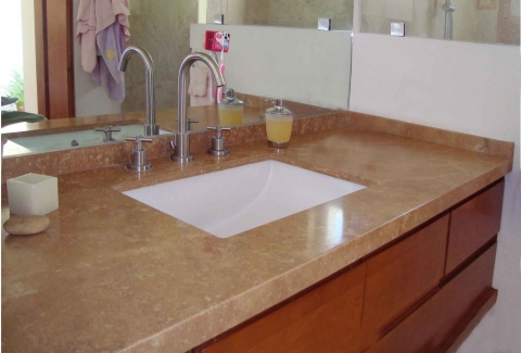 NOCE BATHROOM TRAVERTINE