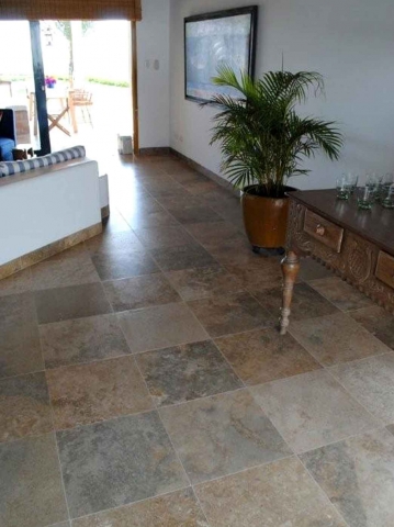 GREY INDOOR FLOORING TRAVERTINE